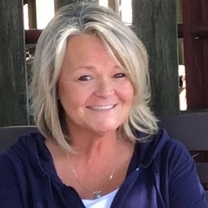 Meet your Posher, Monica